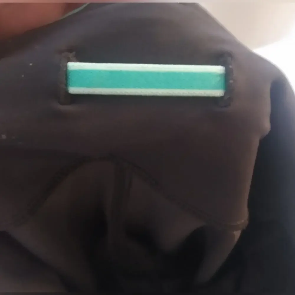 Lululemon Race With Grace Crop Leggings Soot / Bali Breeze Size 4 (Flaws)